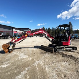 8,000 lbs. Mini Excavator, Hydraulic Thumb, 4-Way Dozer Blade, Yanmar Model ViO35-7A-51