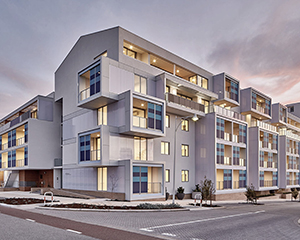 Manage leases and tenants online. Click for a No Obligation Demo.